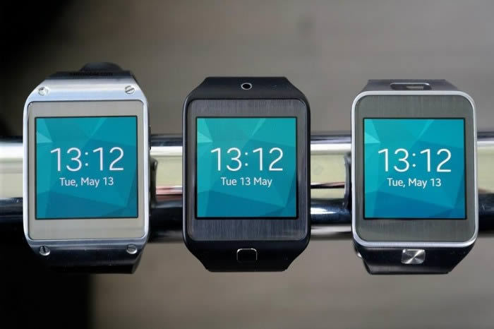 Samsung-Gear-1-Running-Tizen-Ported